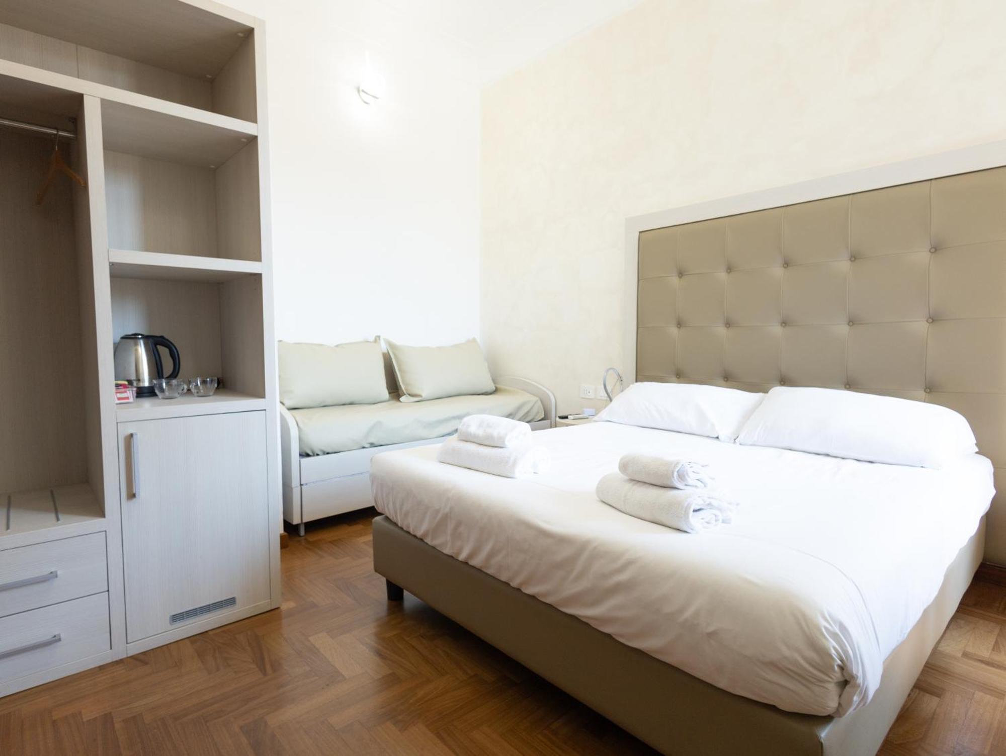 Romerooms Condotti Ngoại thất bức ảnh